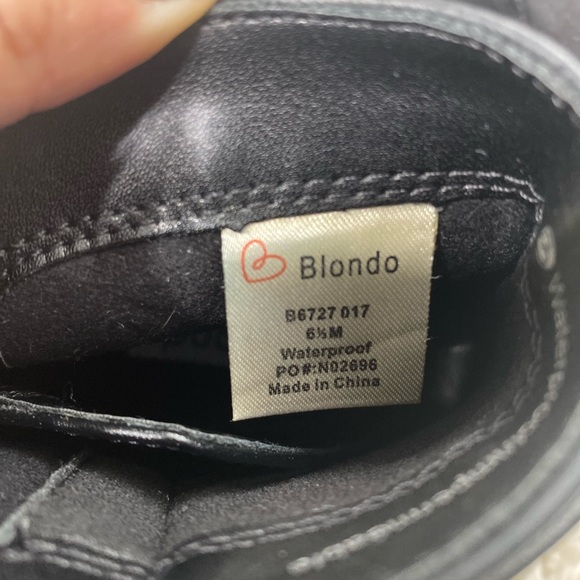 Blondo Black Waterproof Ankle Boots‼️ - Picture 3 of 8